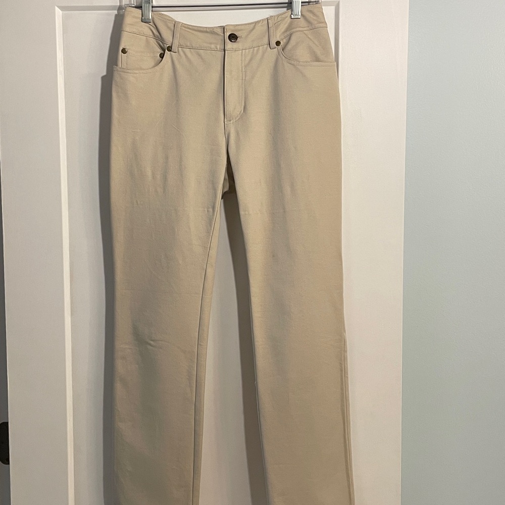 Eric Jeans 5 Pocket Khaki SZ 2 Straight Leg Mid Rise Stretch
No Stains or Flaws